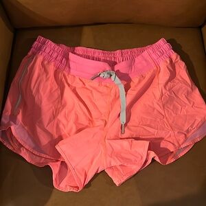 Lululemon Hotty Hot 2.5